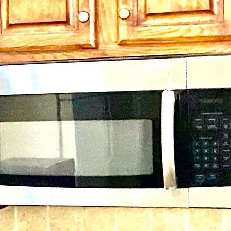 B2 A Private Room In Naperville Downtown With Desk And Wi-Fi Near Everything מראה חיצוני תמונה