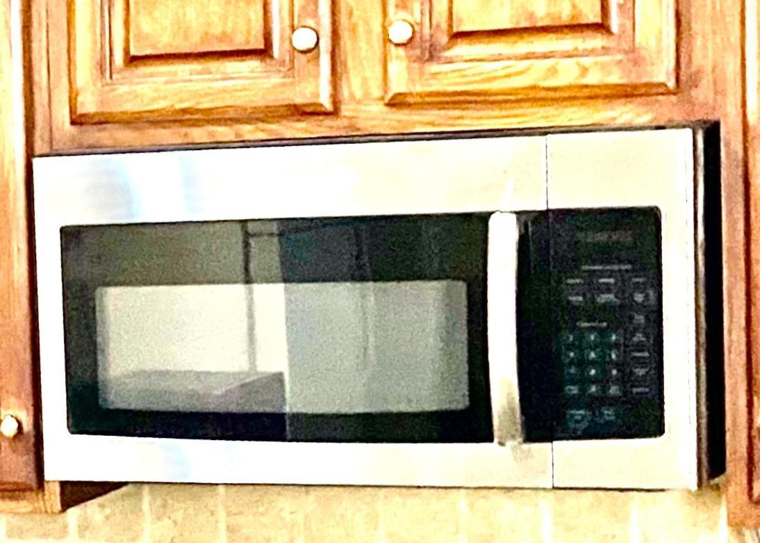 B2 A Private Room In Naperville Downtown With Desk And Wi-Fi Near Everything מראה חיצוני תמונה